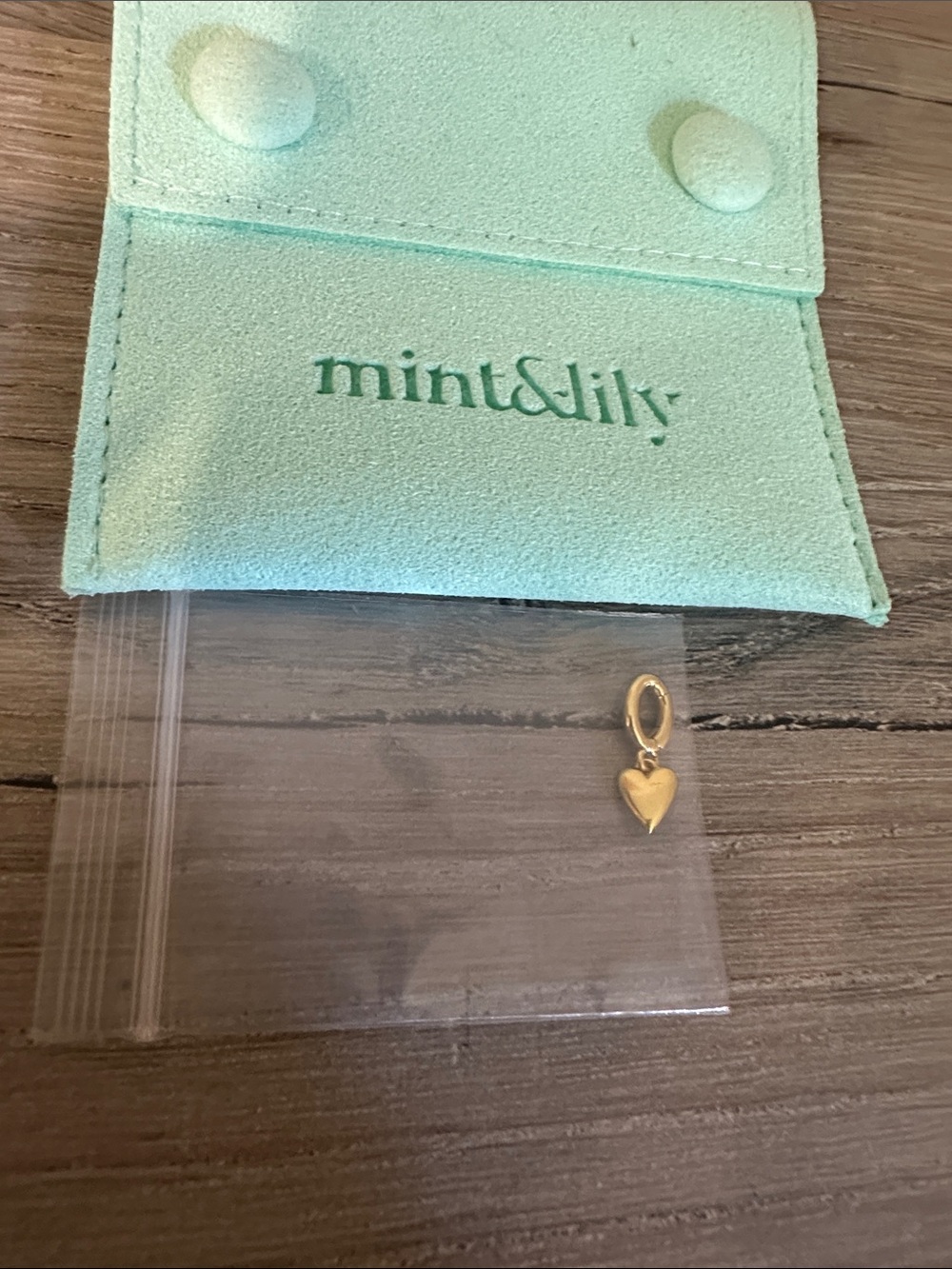 mint&lily Gold Heart Charm Pendant - Small Polished Heart